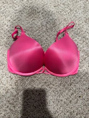 Women's Hot Pink T-Shirt Bra - Smooth Push-Up Support